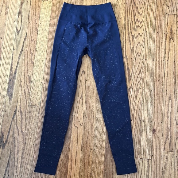 Lululemon deep purple seamless leggings 4 - Picture 2 of 6